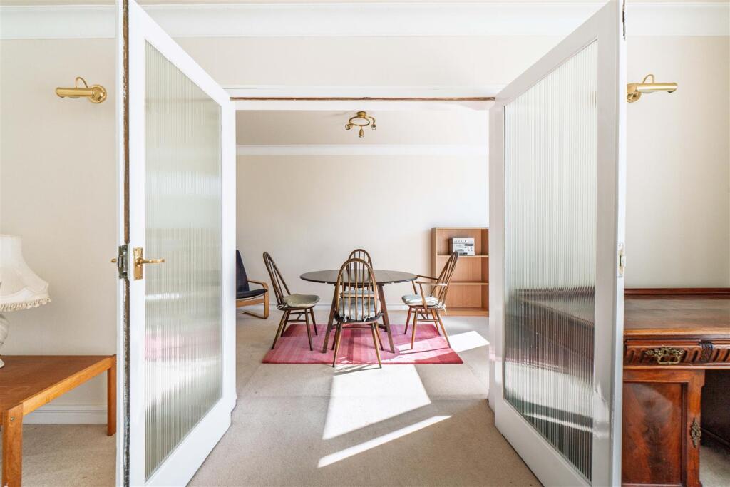 Apartment in Newcastle upon Tyne, Tyne and Wear - View 4