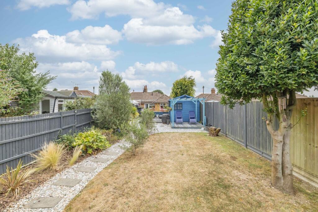House in Ashford, Bybrook, Kennington - View 4