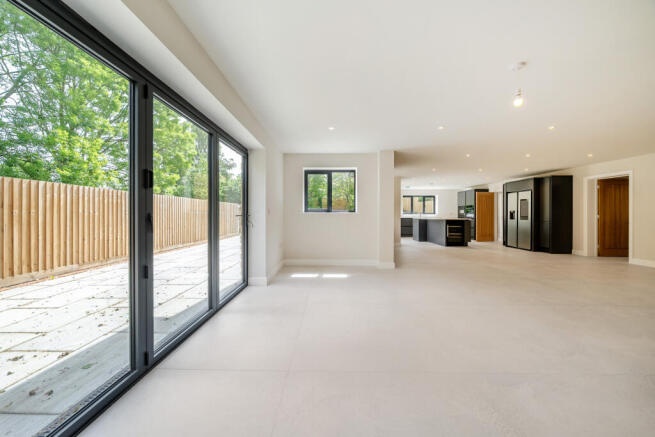Open Plan Kitchen / Living / Dining Room