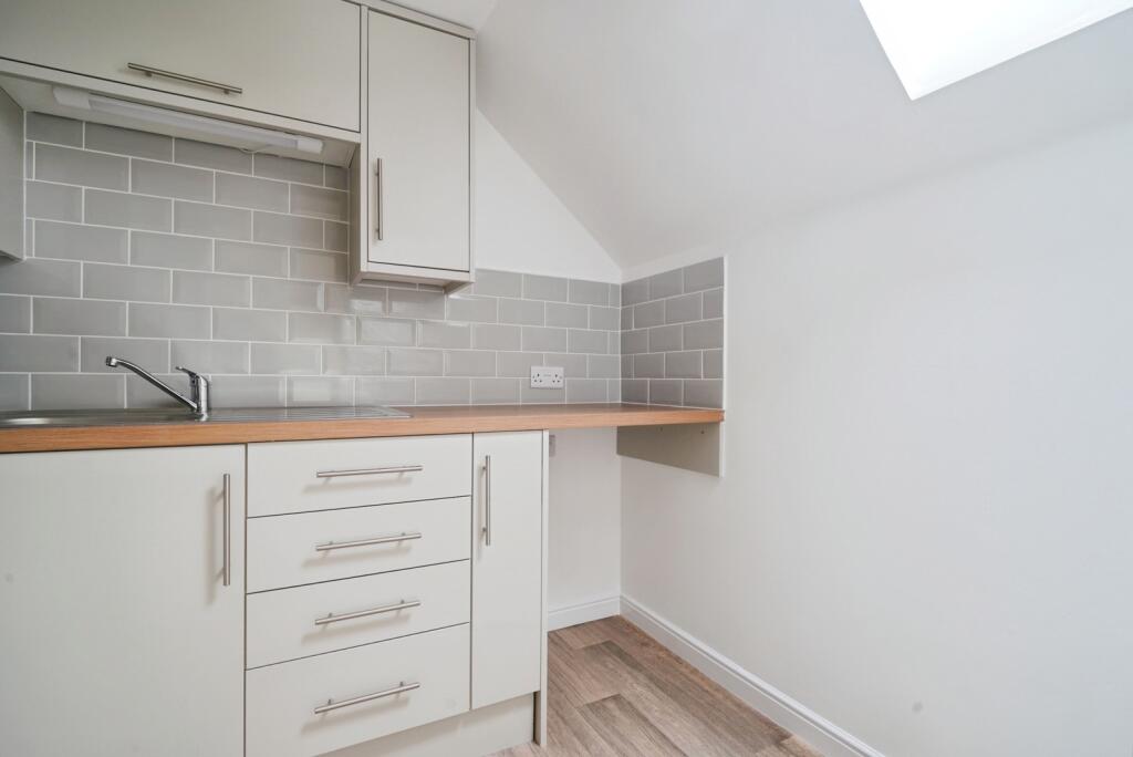 Hillyard Court, Wareham photo 5