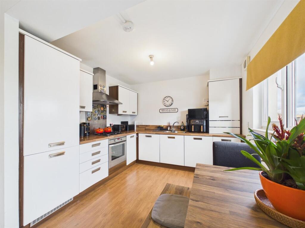 Main image of property: 108 Monart Road, Perth, PH1 5UQ