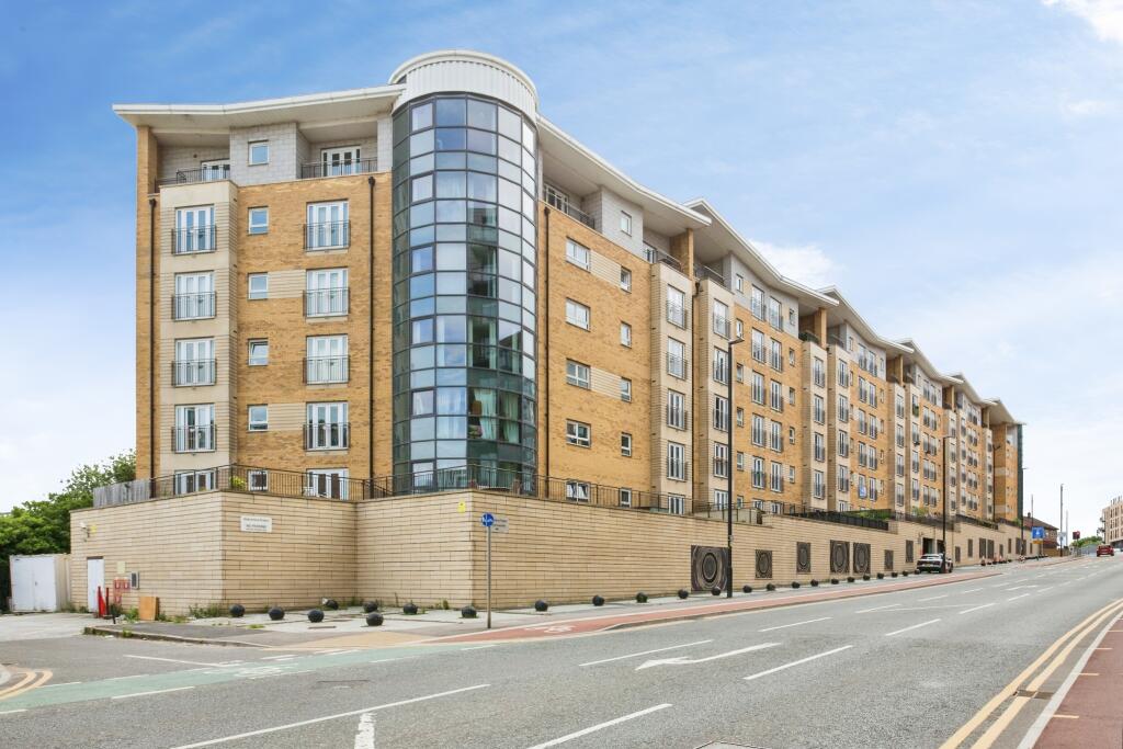 Main image of property: Fusion, Manchester M5