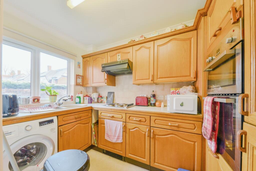 Additional image 7 of Batchwood View, St. Albans, AL3