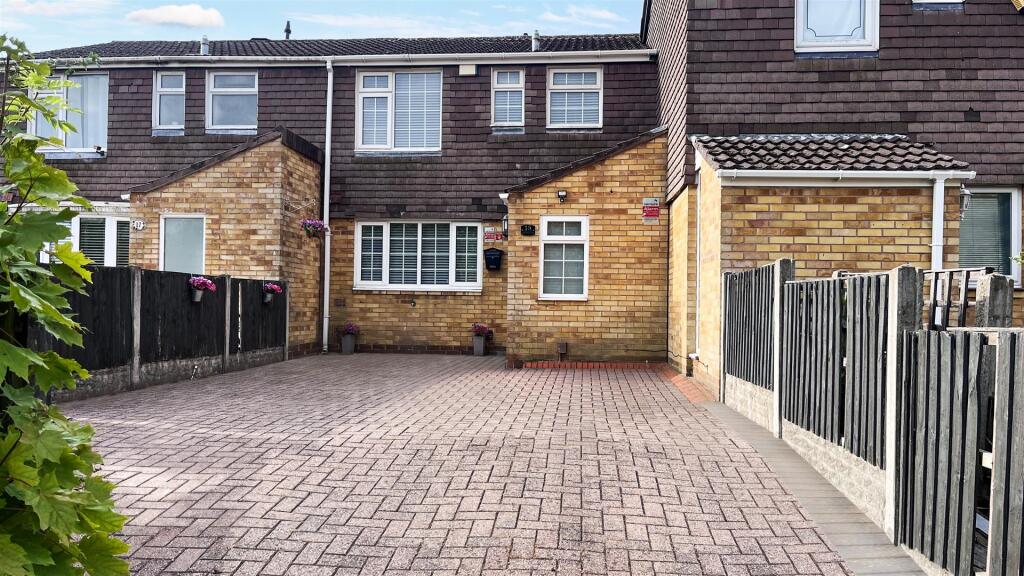 Main image of property: Glenroyde, Birmingham