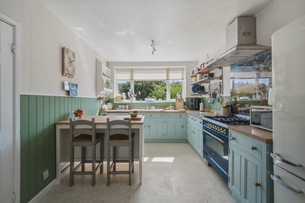 House in Stoke-on-Trent - View 5