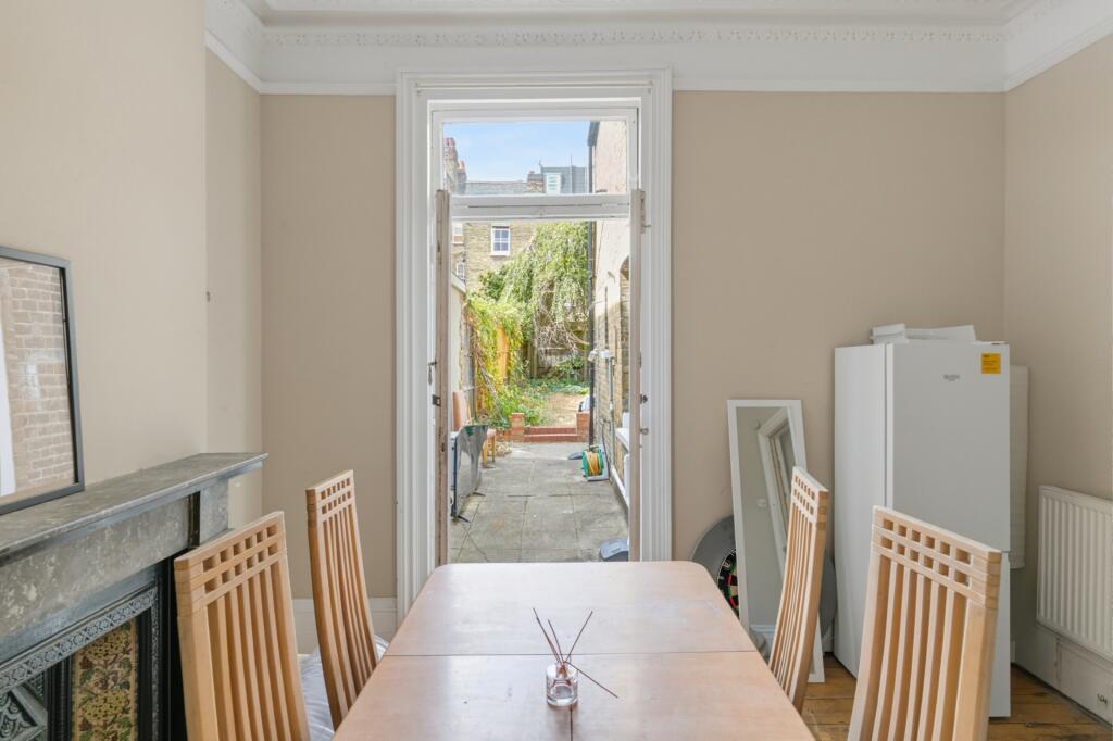 House in London, Wandsworth - View 5