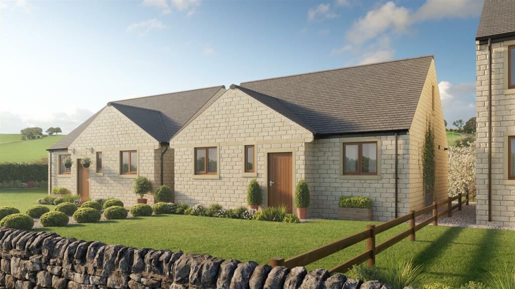 3-bed detached on The Meadows, Dove Holes, £425,000