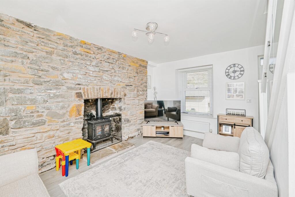 House in Cardiff, Ogmore Valley - View 3