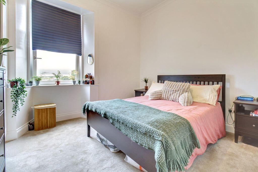 Apartment in Dumbarton, Dalreoch - More