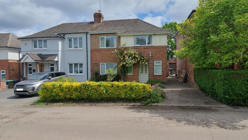 Main image of property: 24 Market Lane, Lower Penn, Wolverhampton, West Midlands, WV4 4UJ