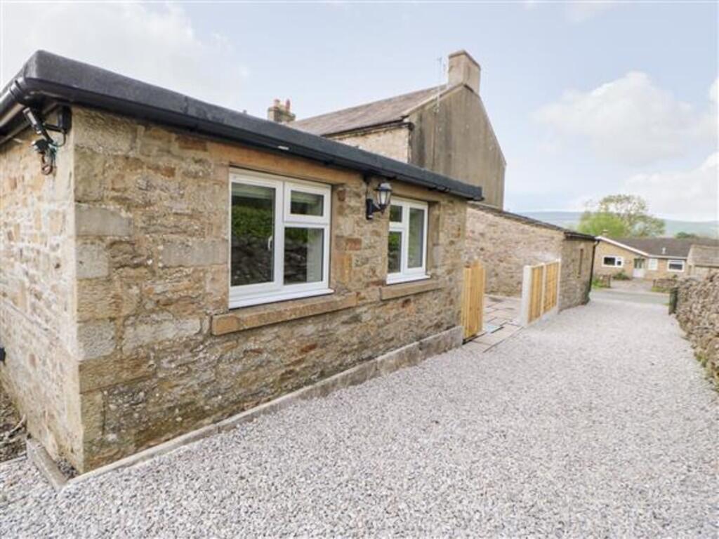 Main image of property: Hall Garth Cottage
