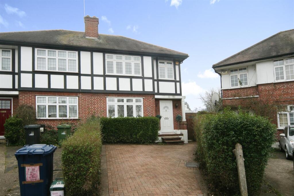 Main image of property: Penn Close, Greenford