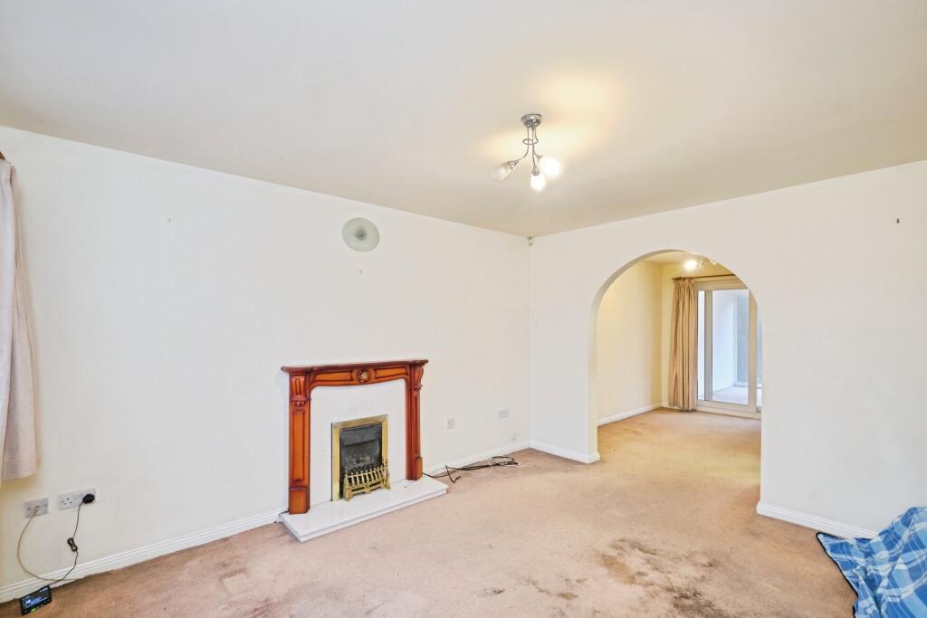 House in Birmingham, Acocks Green - View 2