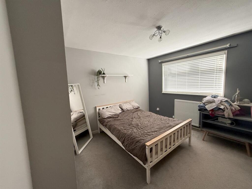 House in Newport, Cwmbran Central - More