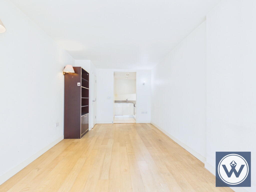 Apartment in London - View 5