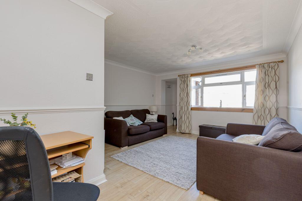 48 Baberton Mains Rise, Edinburgh, EH14 3HG photo 3