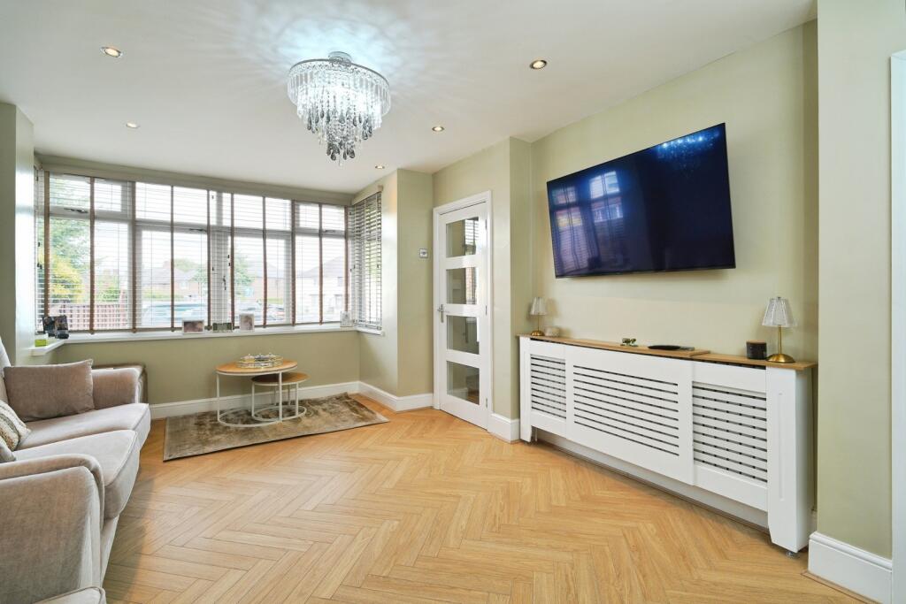 House in Birmingham, Acocks Green - View 3