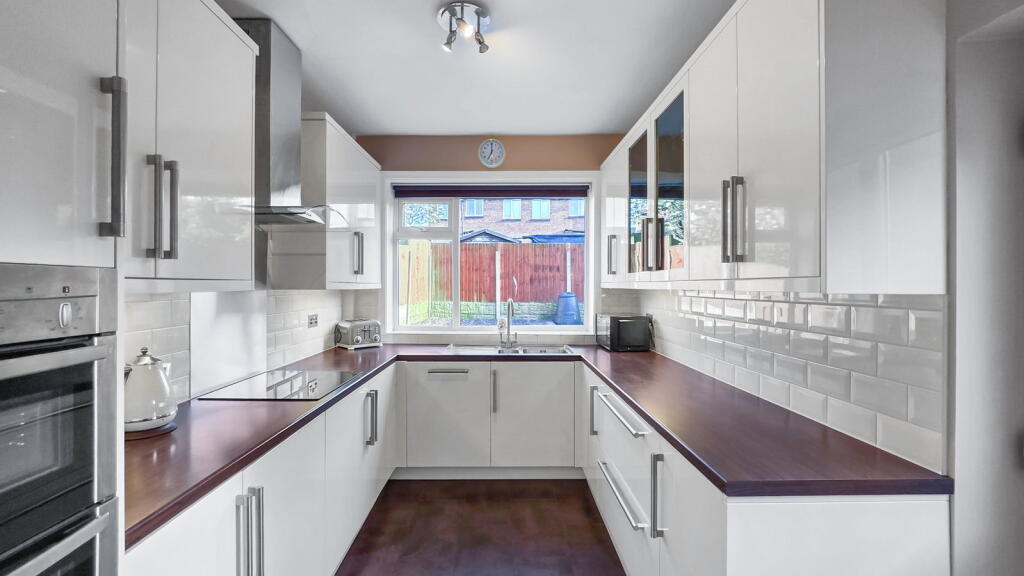 House in Wigan, Greater Manchester - More