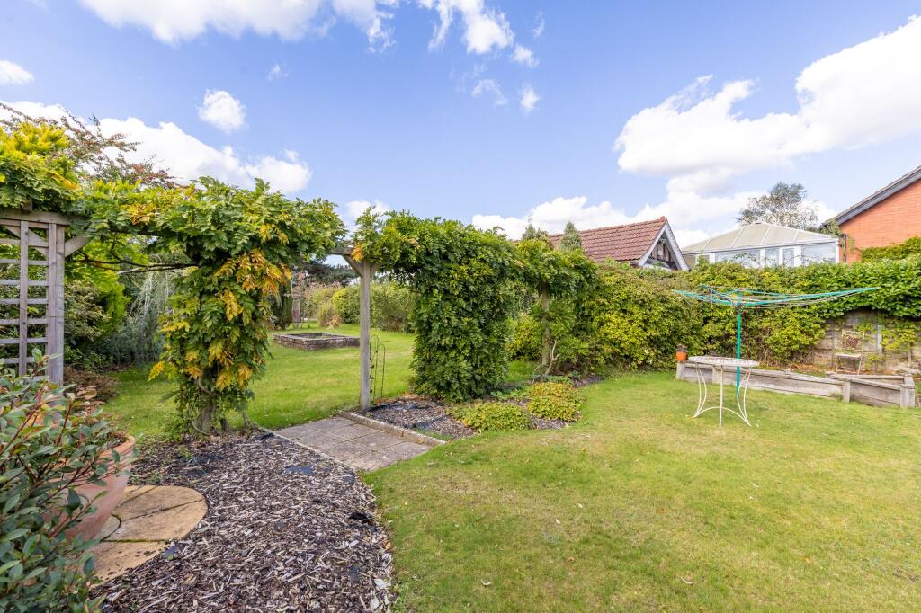 House in Wistaston - View 2