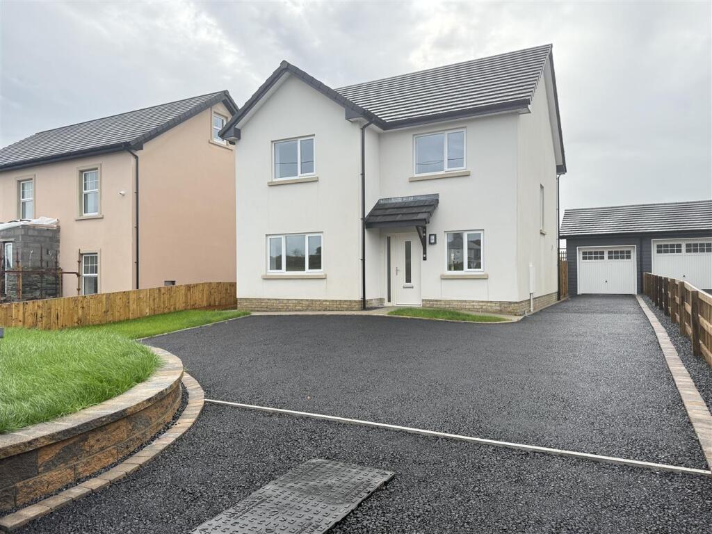 4-bed detached on Bethania Road, Upper Tumble, Llanelli, £379,995