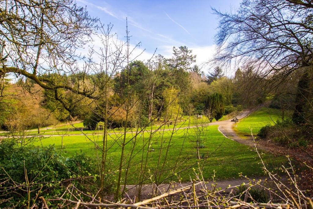 Additional image 19 of 'Parkside' Whitehall Road