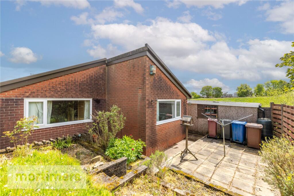 Royshaw Avenue, Blackburn, Lancashire, BB1 - View 4