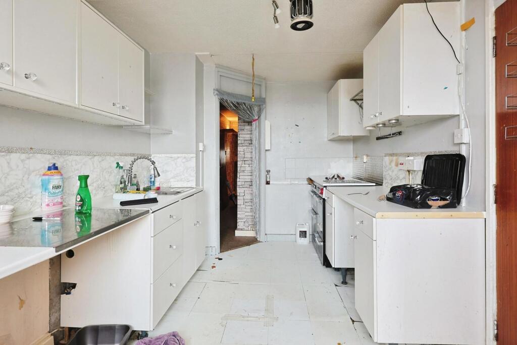 Main image of property: Arthur Court, Charlotte Despard Avenue, London, SW11