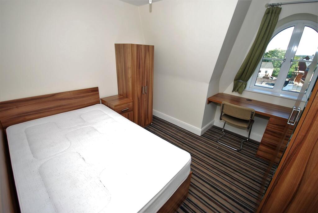 Apartment in Coventry - View 5