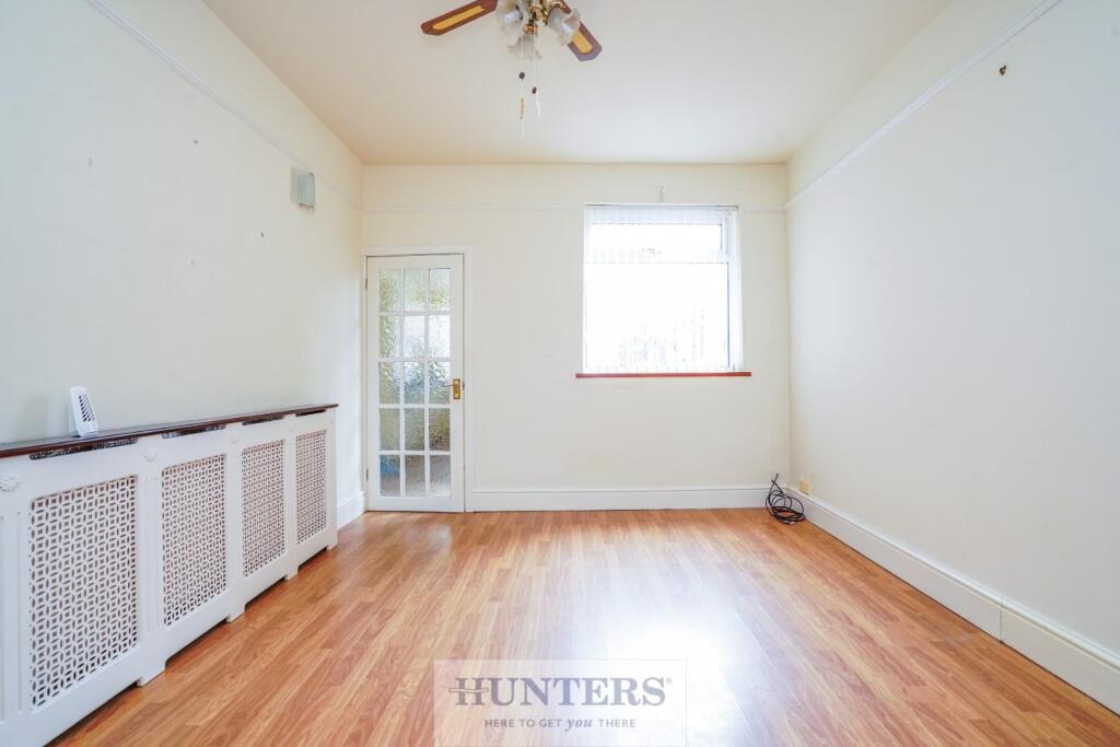 House in Wakefield - View 5