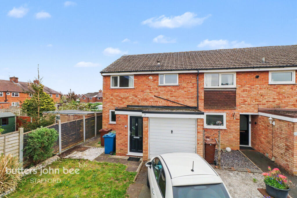 Main image of property: Fernwood, Stafford, ST16 1NN