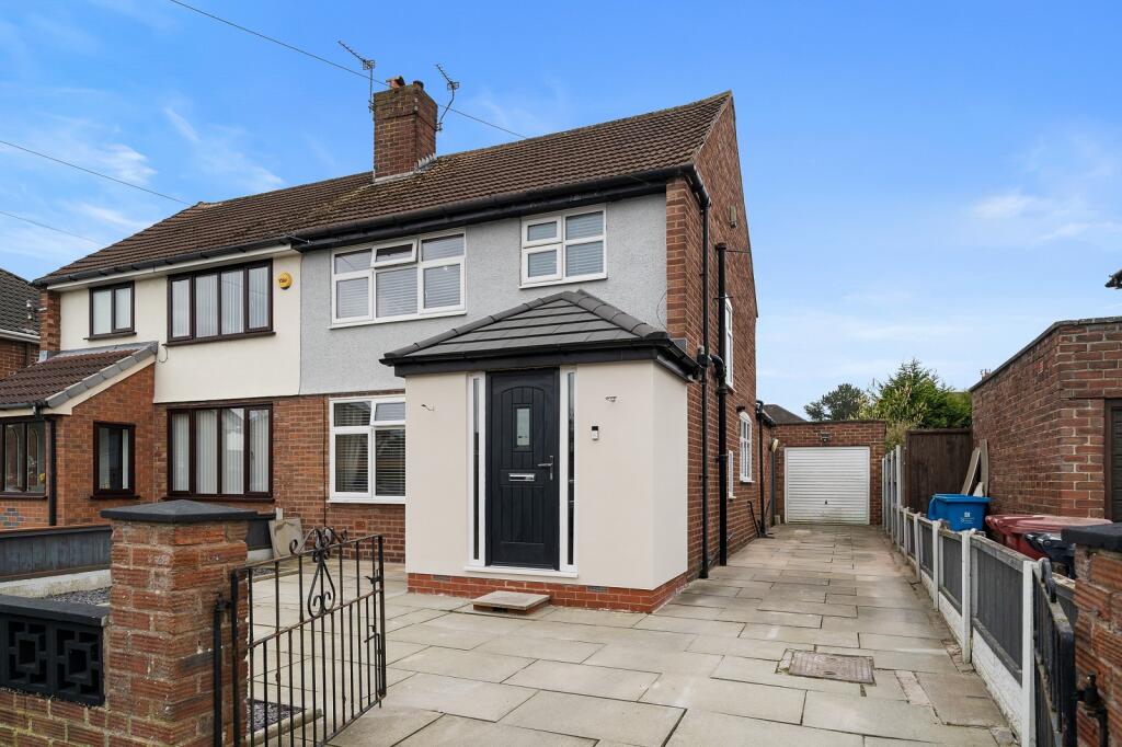 Main image of property: Oakwood Road, Liverpool, Merseyside. L26 1XH