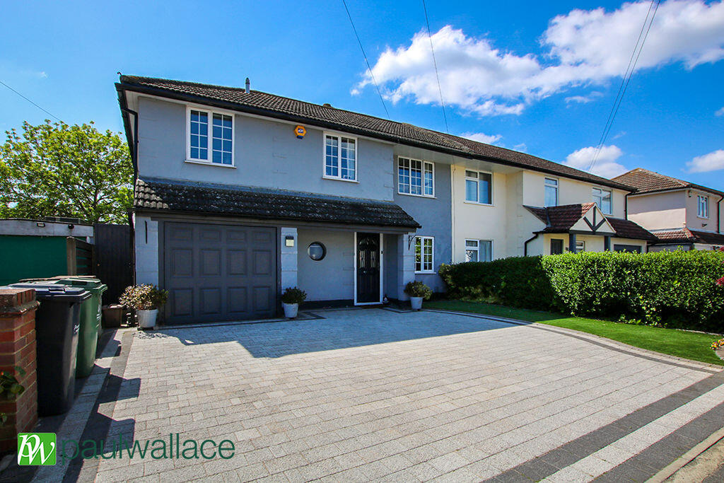 Main image of property: The Chase, Goffs Oak