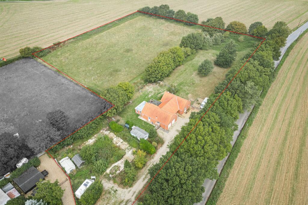 Main image of property: Chain Free Spacious Three Bedroom Detached Bungalow in Reymerston