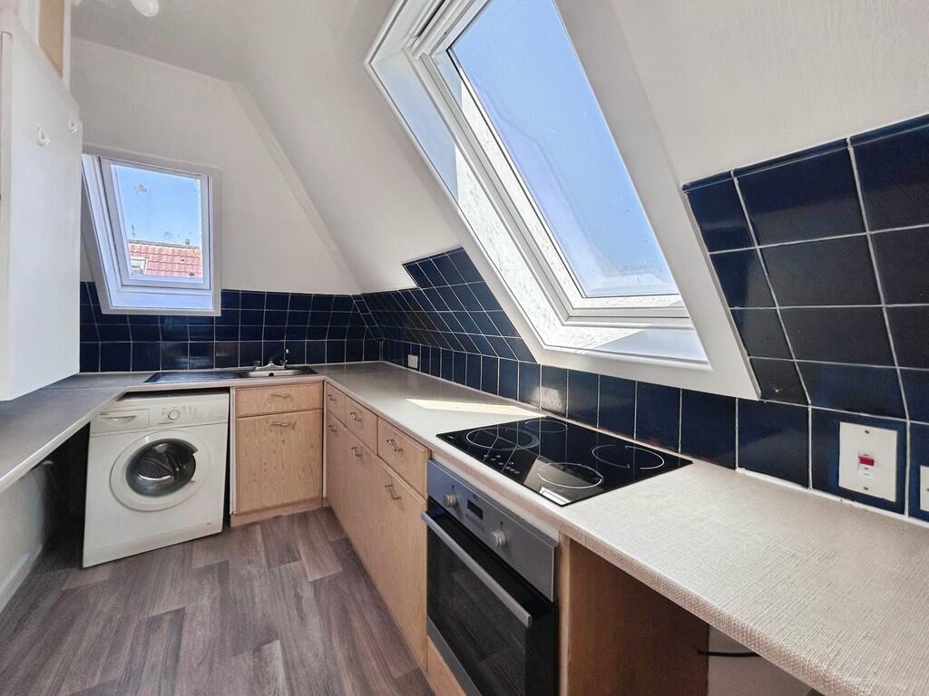 Apartment in Bournemouth - More