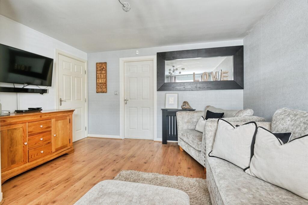 House in Birmingham, West Midlands - View 4