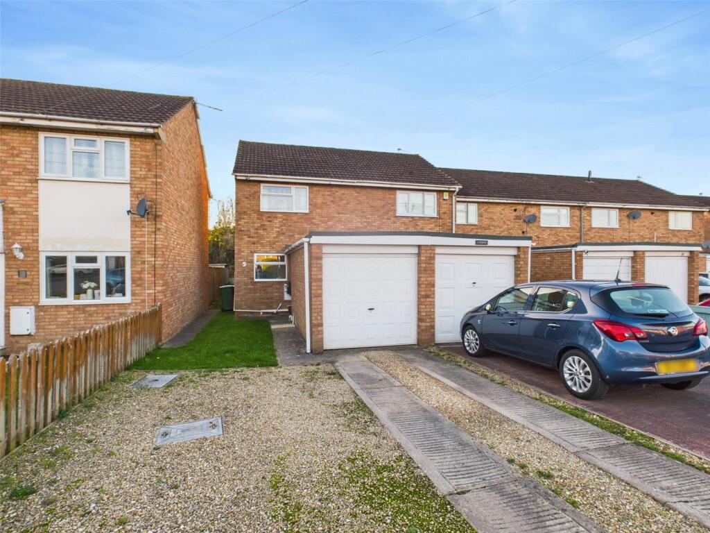 2-bed terraced on Perth, Stonehouse, Gloucestershire, GL10, £240,000