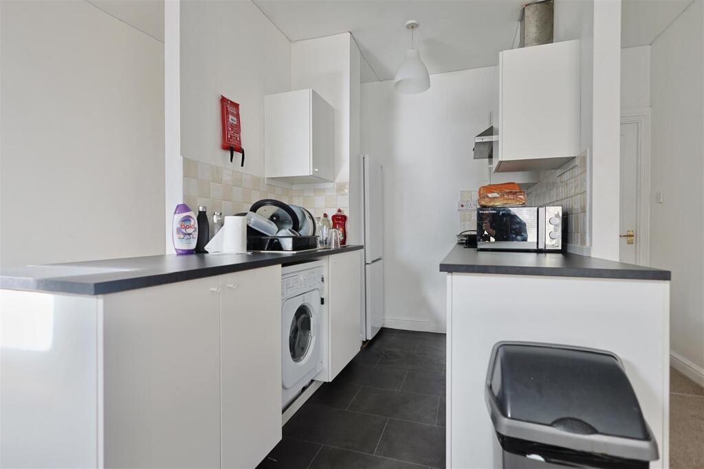 Apartment in Newcastle upon Tyne - View 2