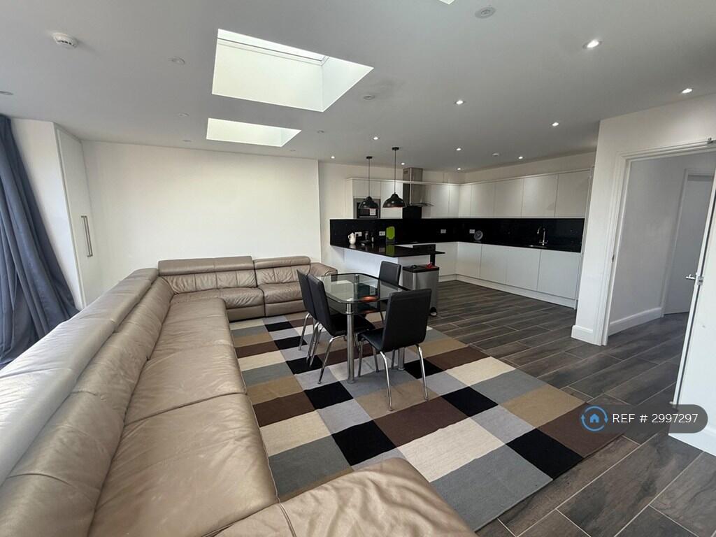 Main image of property: Croydon, Croydon,West Wickam,Shirley, Beckenham, Crystal Pa, CR0