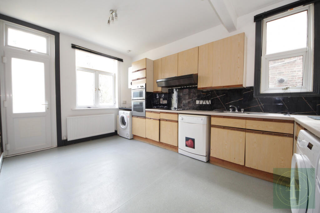 Apartment in London, Finchley - View 3