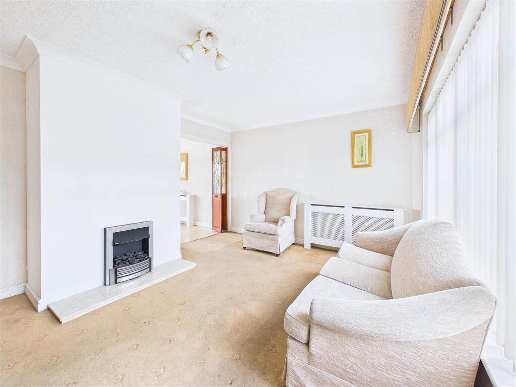 Spring Lane, Whittington photo 2