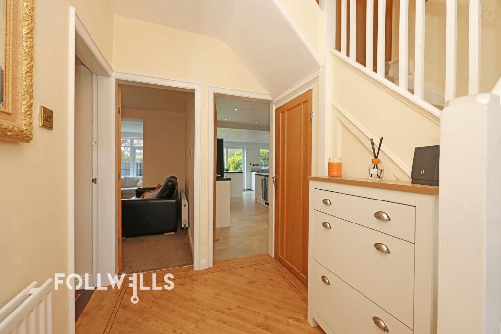 House in Stoke-on-Trent - More
