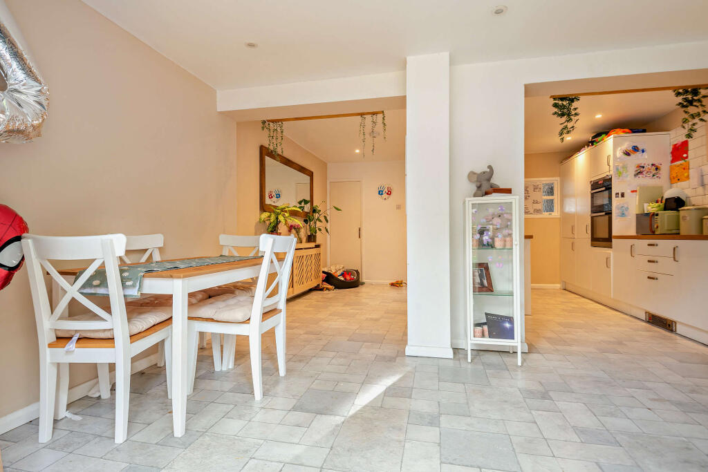 Edelvale Road, Southampton, SO18 photo 4