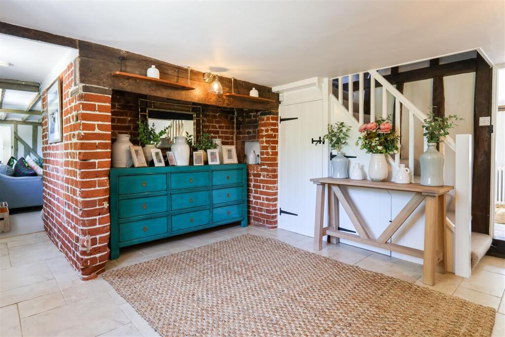 House in Widdington - View 4