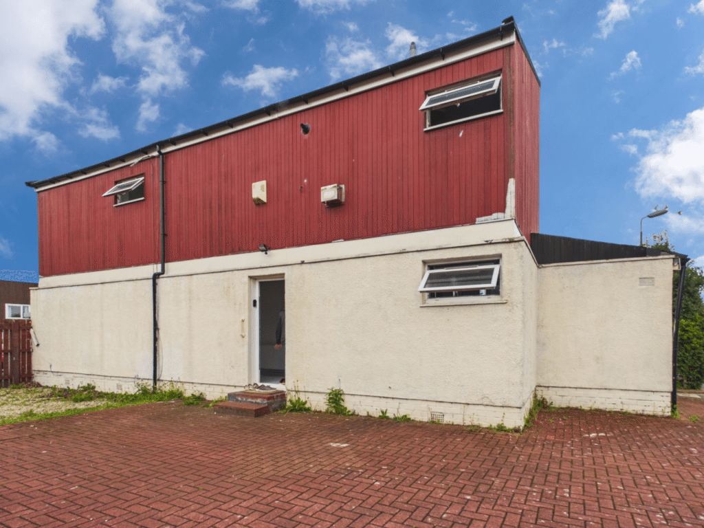 Main image of property: 6 Carlyle Court, Livingston, EH54 5NN