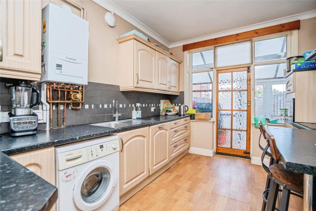 Bosham Road, Portsmouth, Hampshire, PO2 photo 4