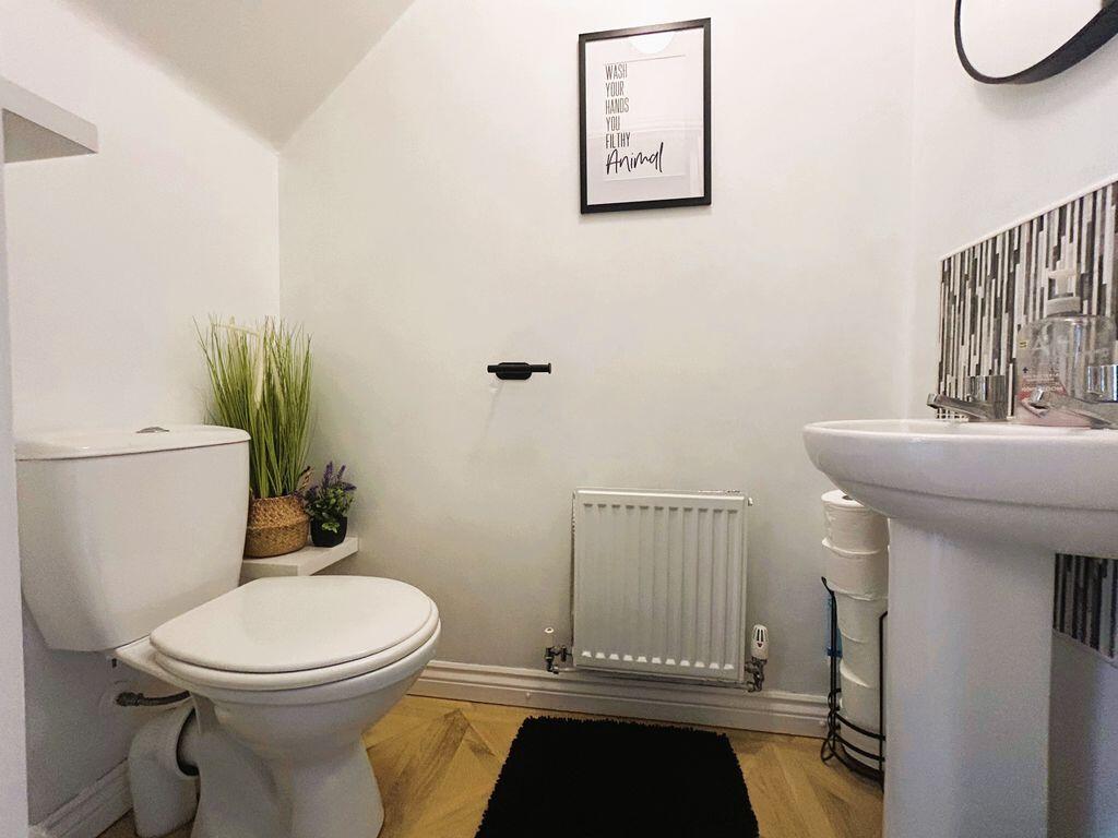 Sandpiper Close, Brownhills, Walsall WS8 6GB  photo 4