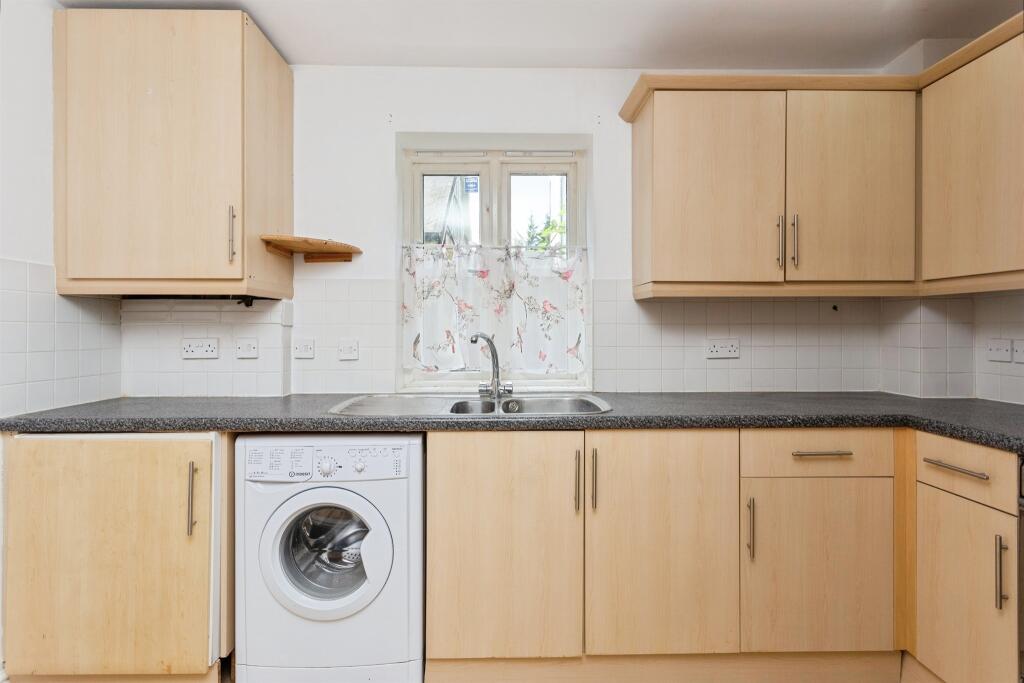 Corbins Lane, Harrow - View 3