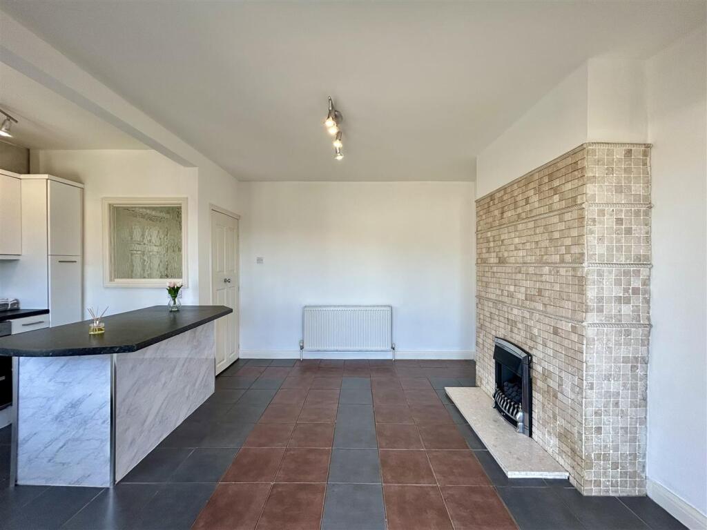 Additional image 4 of Throne Crescent, Rowley Regis