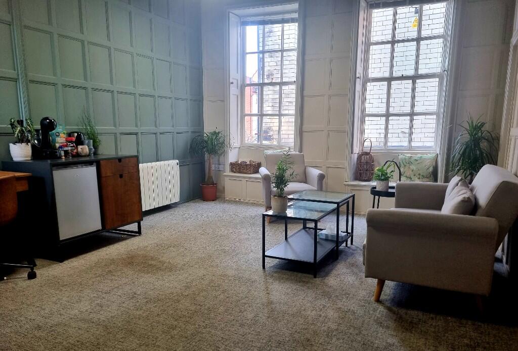 Main image of property: High Street, Hull, East Riding Of Yorkshire, HU1