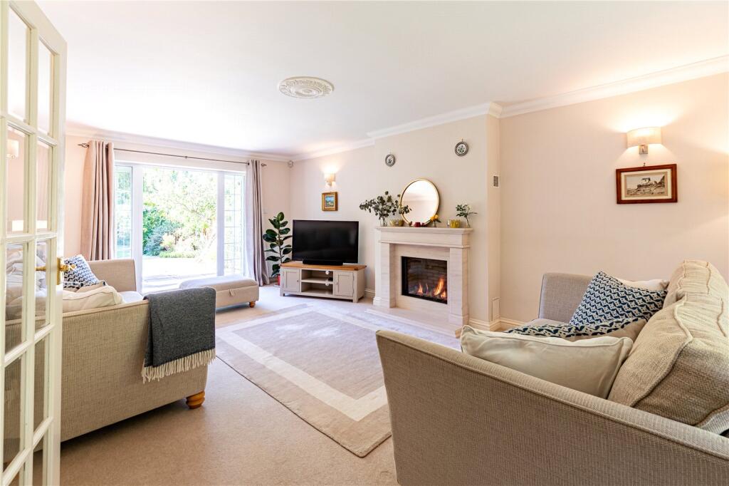 Bishops Green, Newbury, Berkshire, RG20 photo 5